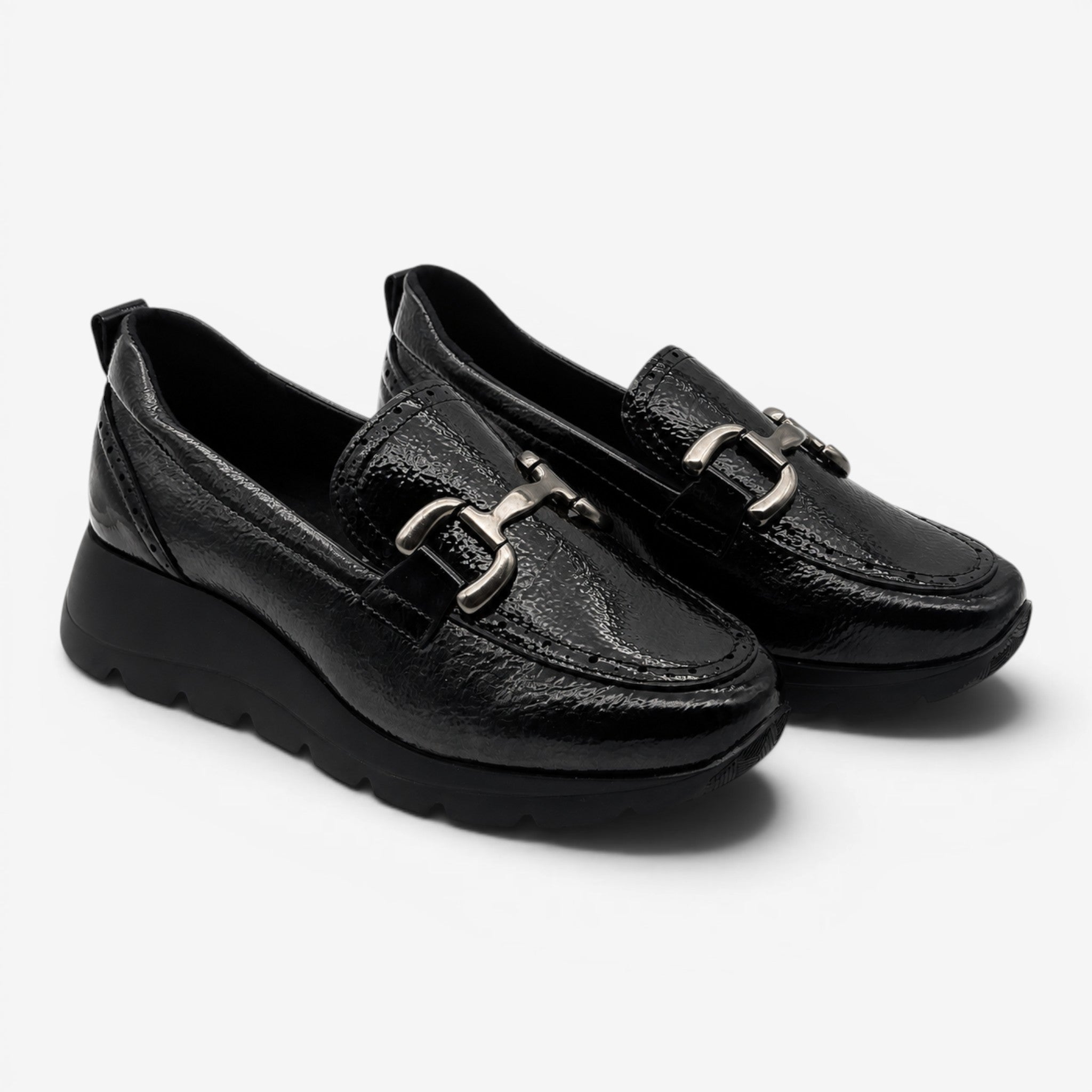 Mocasines Negro Charol con Cuña
